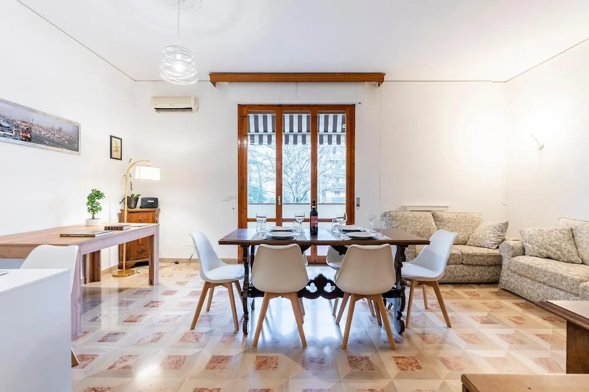 Near Airport 6 Guests - Big Elegant Apartment Florence