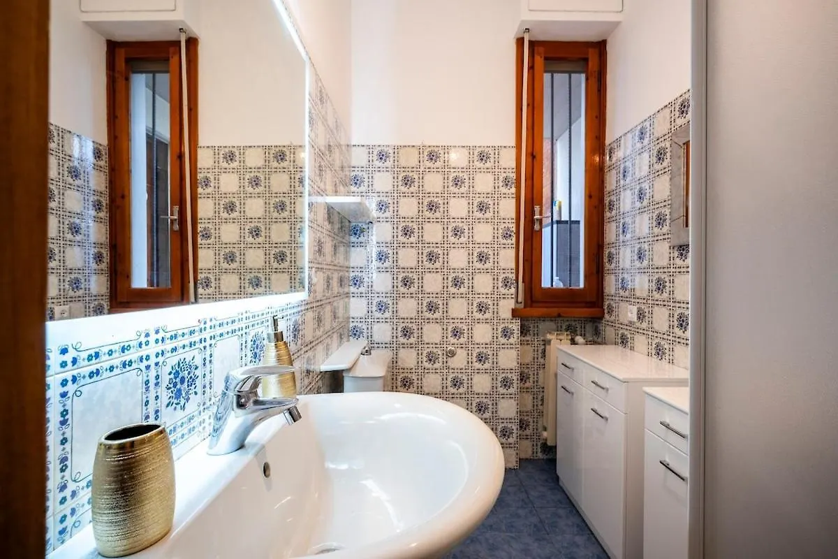 Near Airport 6 Guests - Big Elegant Apartment Florence 0*,  Italy