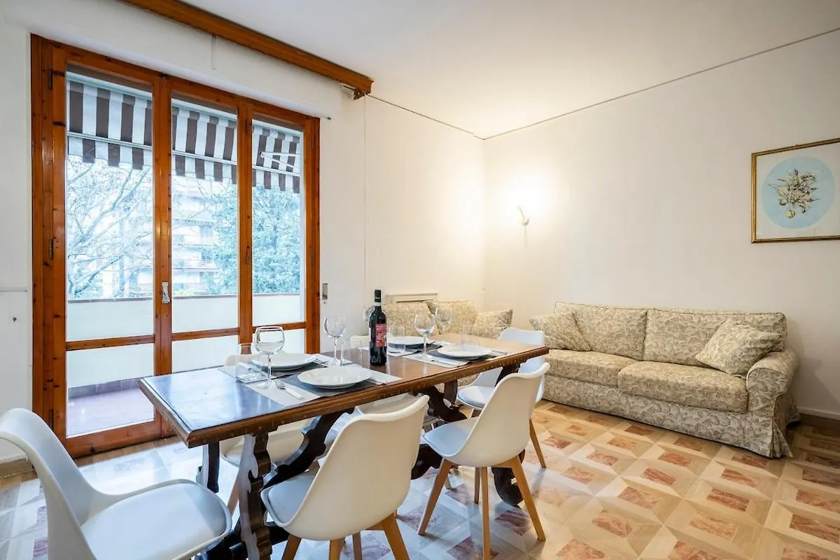Near Airport 6 Guests - Big Elegant Apartment Florence