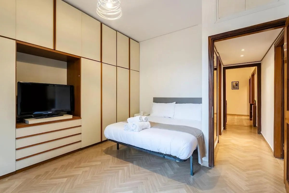 Near Airport 6 Guests - Big Elegant Apartment Florence Italy