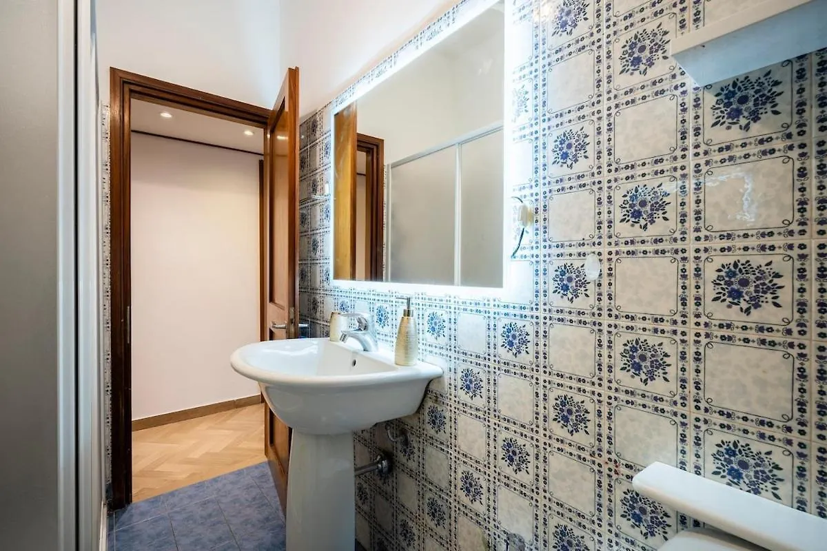 Near Airport 6 Guests - Big Elegant Apartment Florence