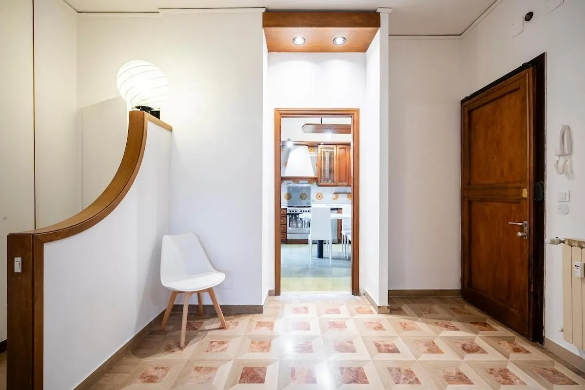 Near Airport 6 Guests - Big Elegant Apartment Florence